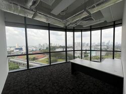 Woods Square (D25), Office #462650921